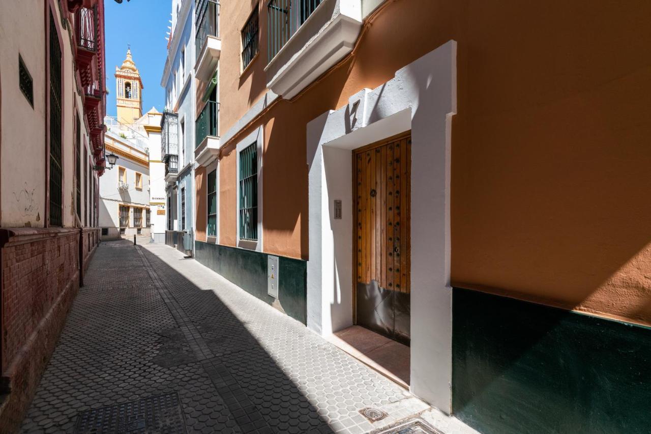 Holi-Rent Estrella Apartment Sevilla Bagian luar foto